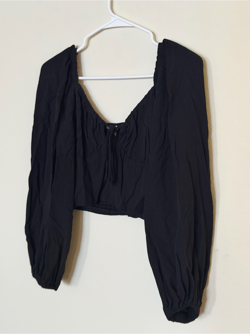 wild fable Black Long-Sleeve Cropped Peasant Top